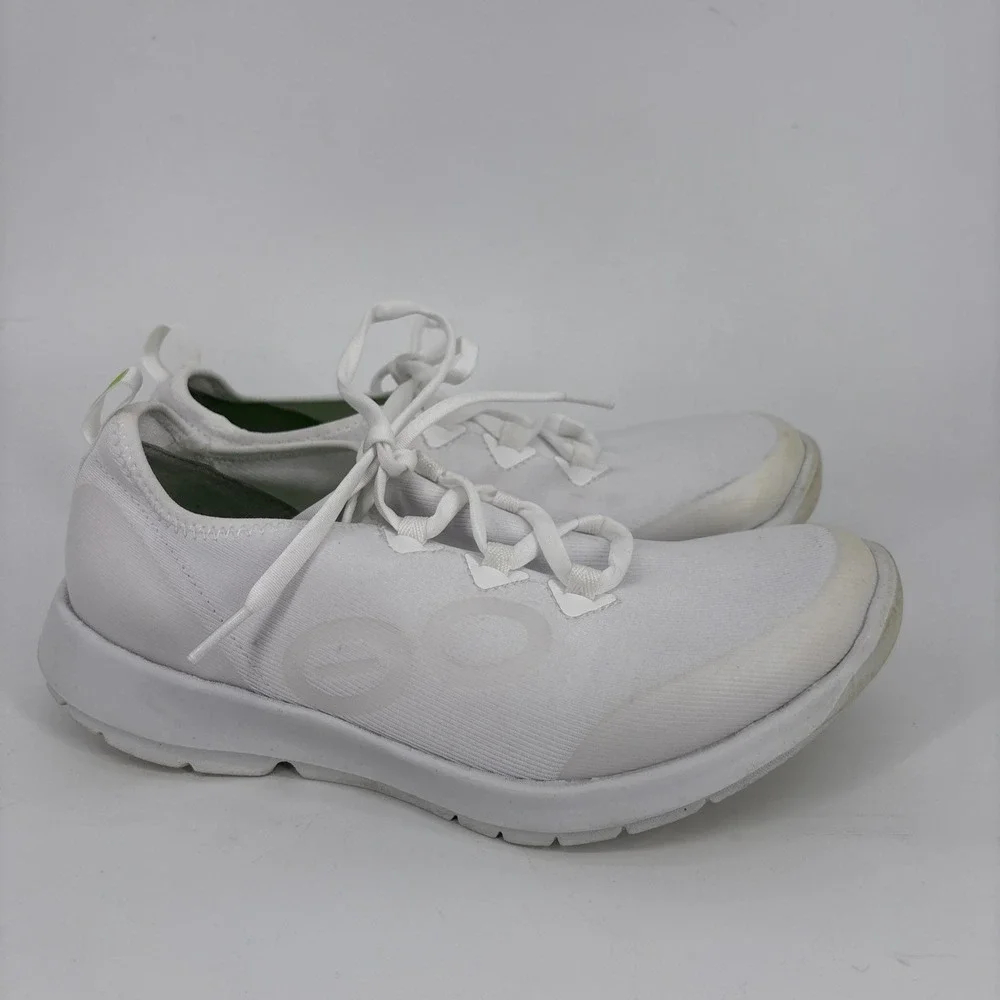 OOFOS OOmg Sport LS Sneakers Womens 9 EU 40 White Fabric Walking Comfort Shoes